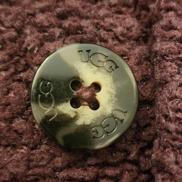 Ugg Women's XS/S Judith Hooded Sweater Cardigan Plum Purple Color , Great Cond - Picture 9 of 10